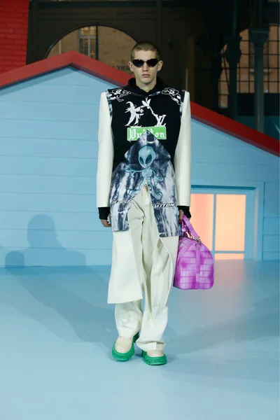 Look 5